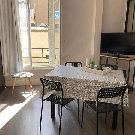 Studio Moderne Proche Cavilam, Centre, Opera, Parcs Apartment Vichy